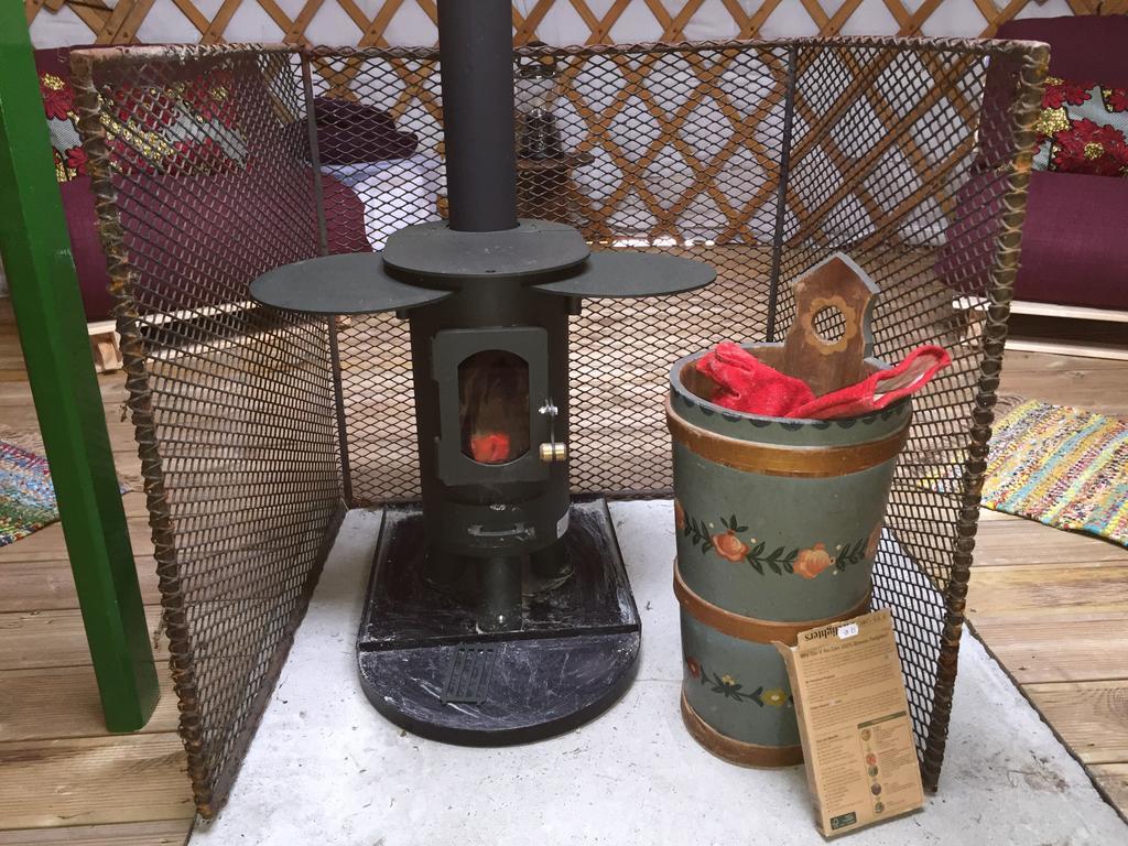 Hotel The Yurt Isle of Gigha Exterior foto